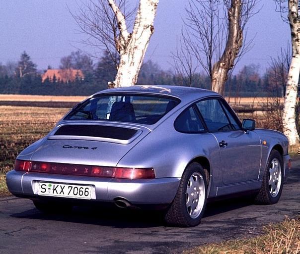 911 Carrera 4 3.6 Coupé (Modelljahr 1991)